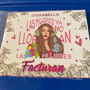 Abella Paleta Facial — White with Pink Accent